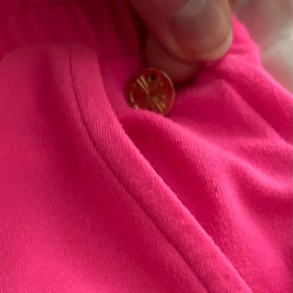 EUC Lilly Pulitzer Vibrant Roxie Pink Lillibeth SPF 50+ Joggers, Size Medium - Picture 16 of 16